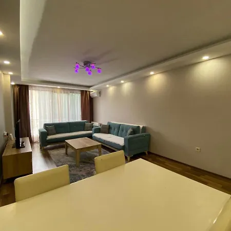 Demir House * اسطنبول